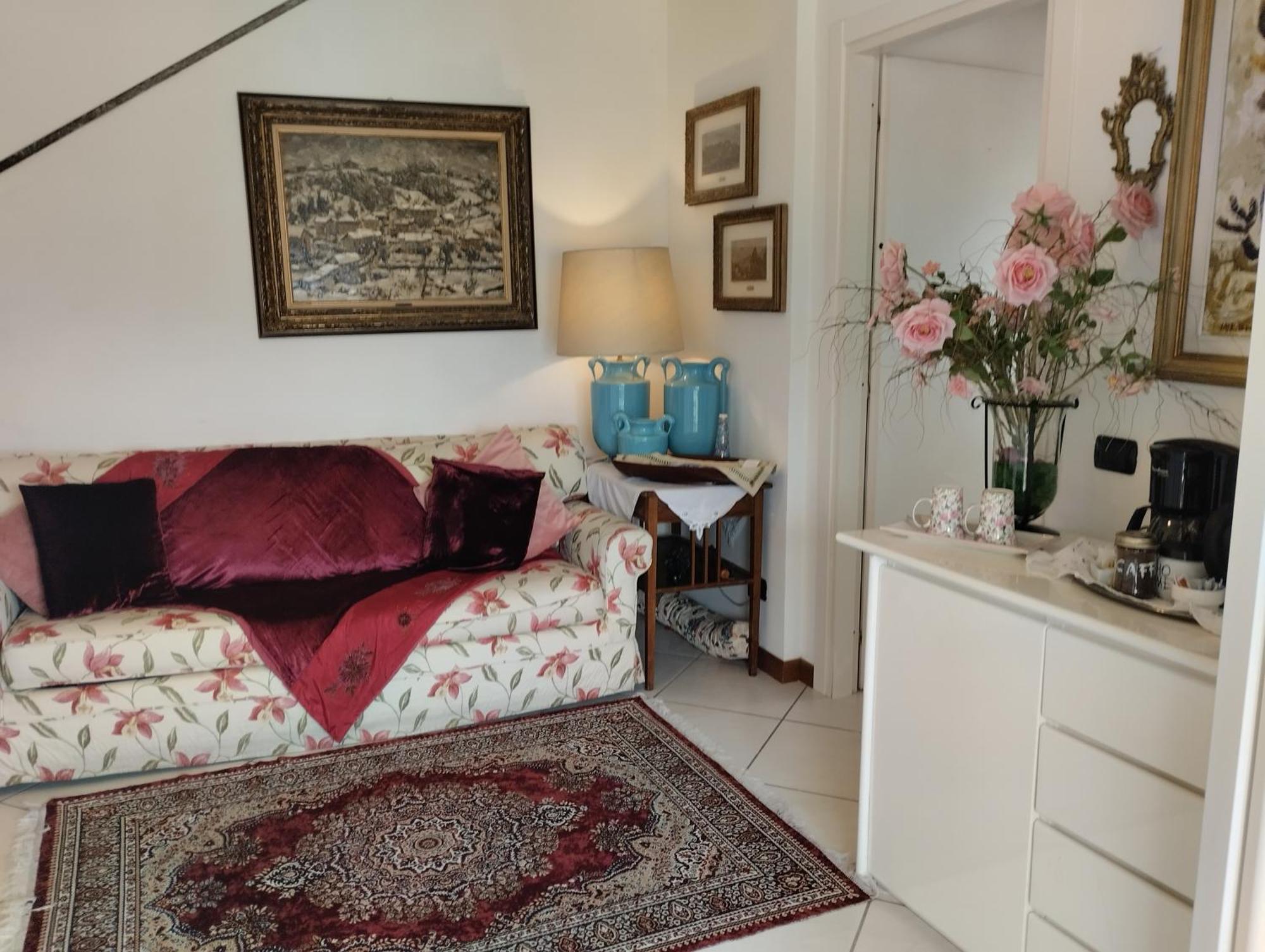 مبيت وإفطار فارينا Tosca House 2 المظهر الخارجي الصورة