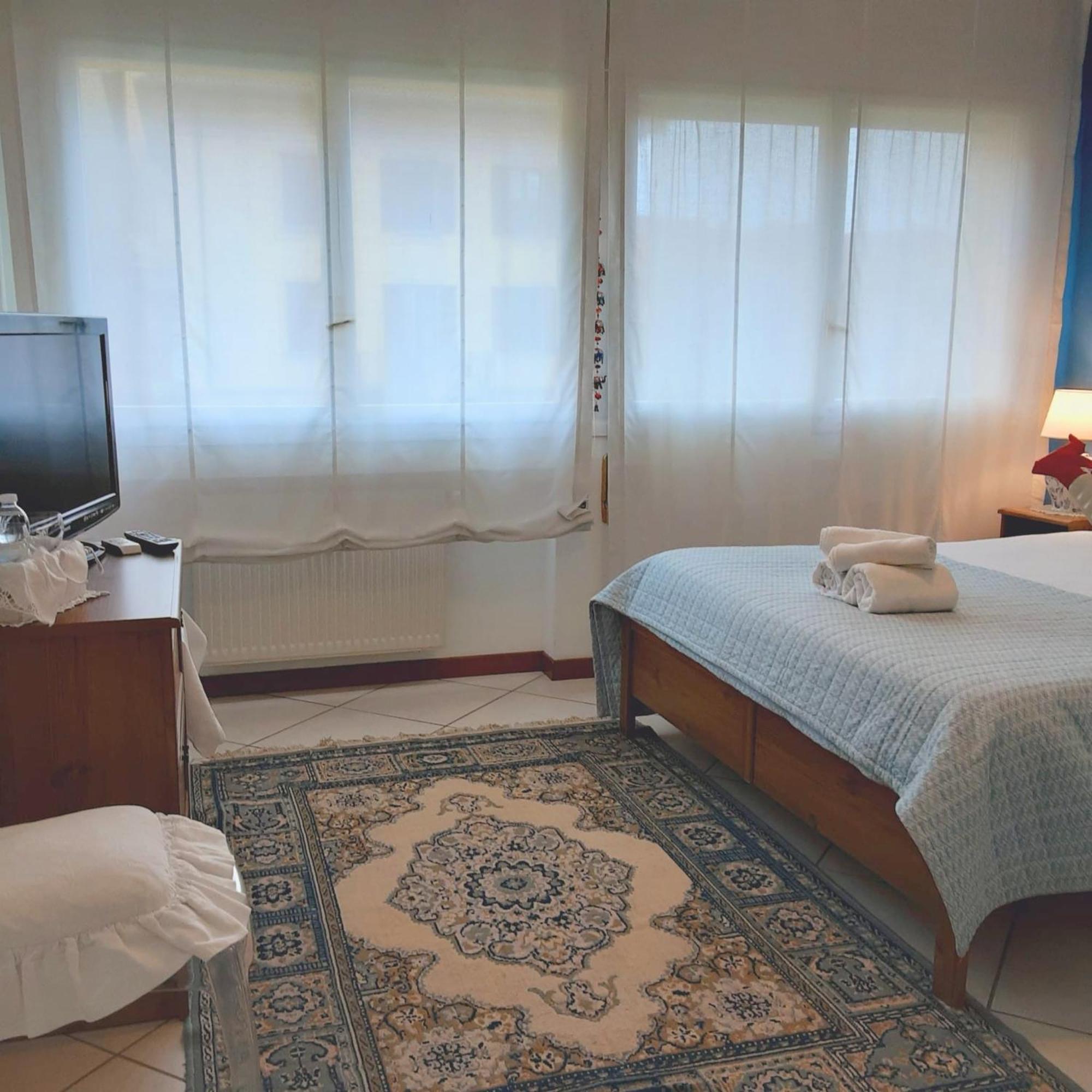 مبيت وإفطار فارينا Tosca House 2 المظهر الخارجي الصورة