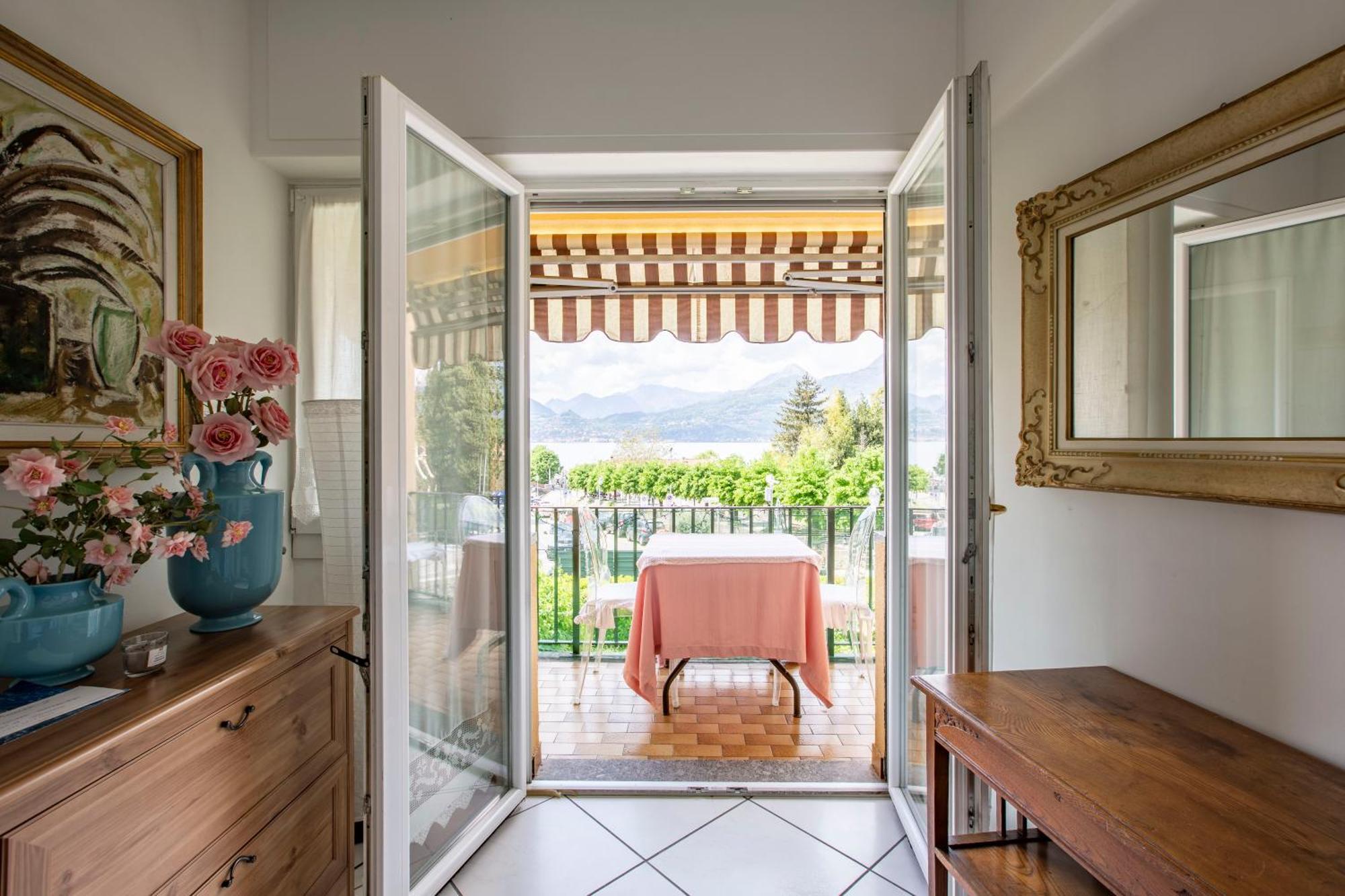 مبيت وإفطار فارينا Tosca House 2 المظهر الخارجي الصورة
